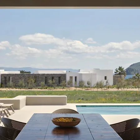 Mosaic Villas, Paros Villa *